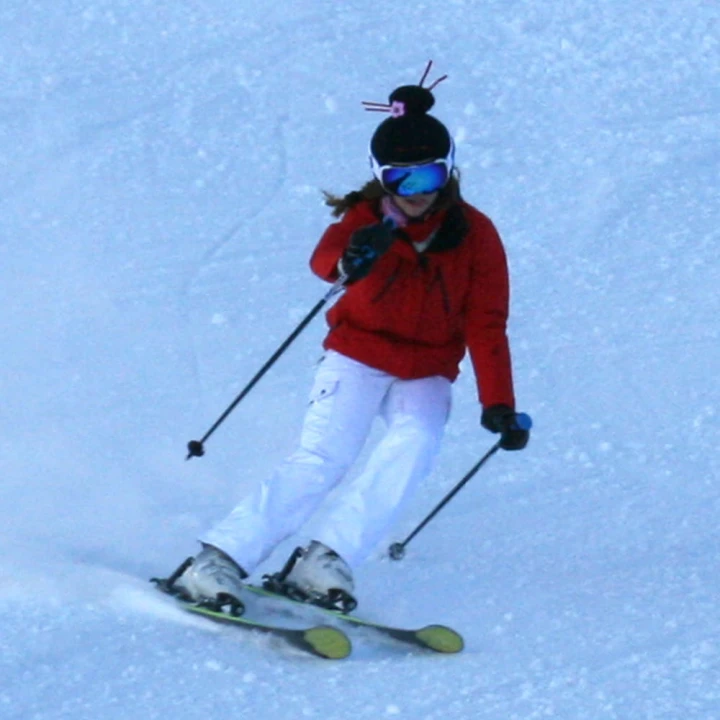 S083_SB2SKI.jpg