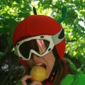 Nakładka na kask COOLCASC Show Time Apple with Worm