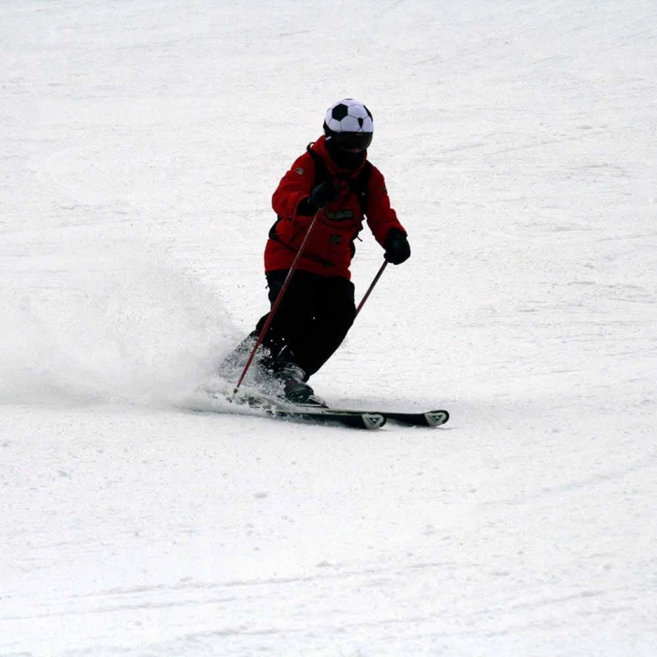146_SB2SKI.jpg