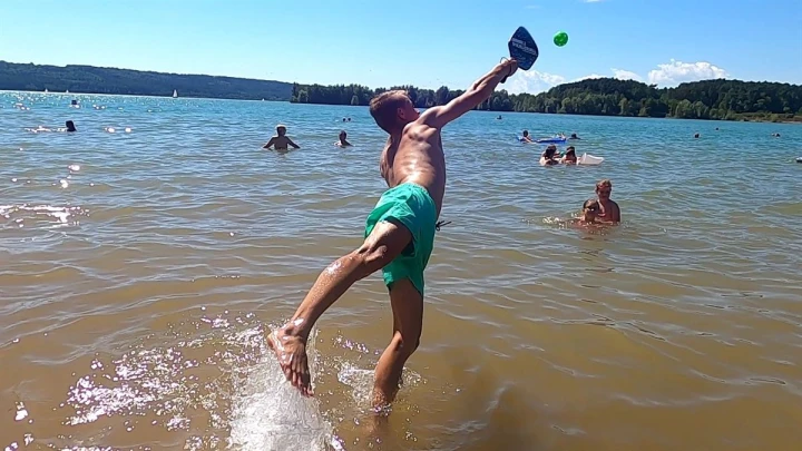 53507_Pickleball_Beach_Action_12.jpg